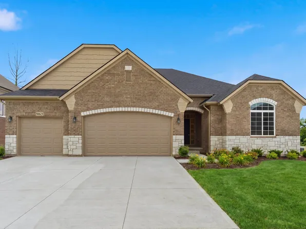 50623 Timberstone Dr, Macomb, MI 48042