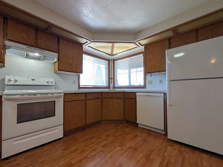 1201 R St #4 — Photo 6