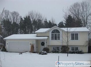 168 Elwill Ct, Holland, MI 49424