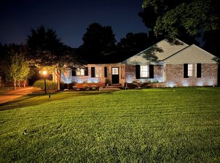 720 Cherry Tree Ln, South Bend, IN 46617