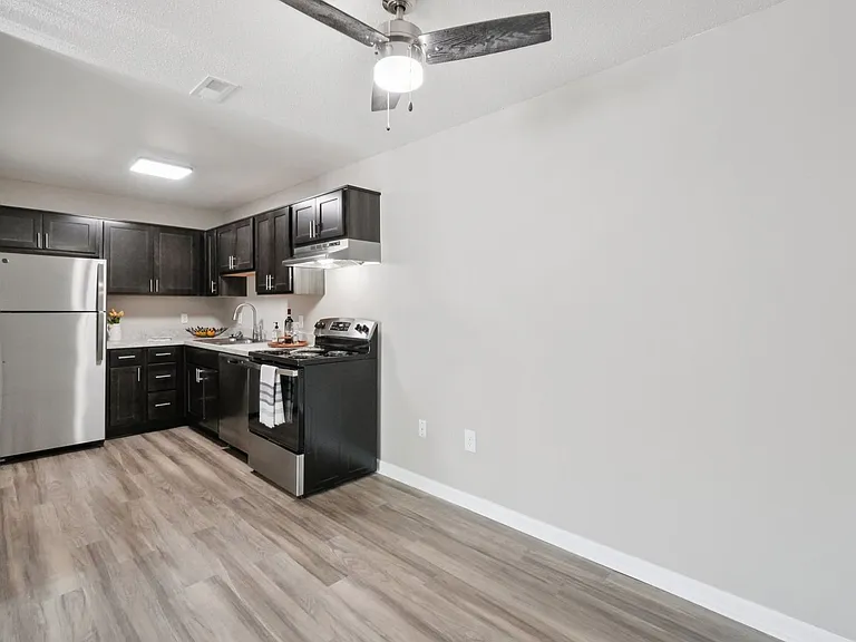 Beachwood Townhomes of Harrison Township — Photo 39