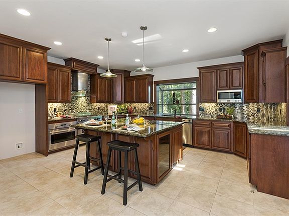 2nd image of 72 Park Ave NW