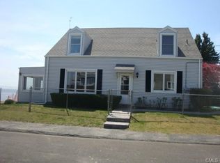 83 Point Beach Dr, Milford, CT 06460