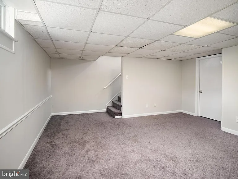 724 S Penn St — Photo 15