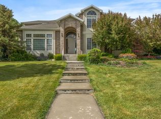 1146 W Jordan River Dr, South Jordan, UT 84095