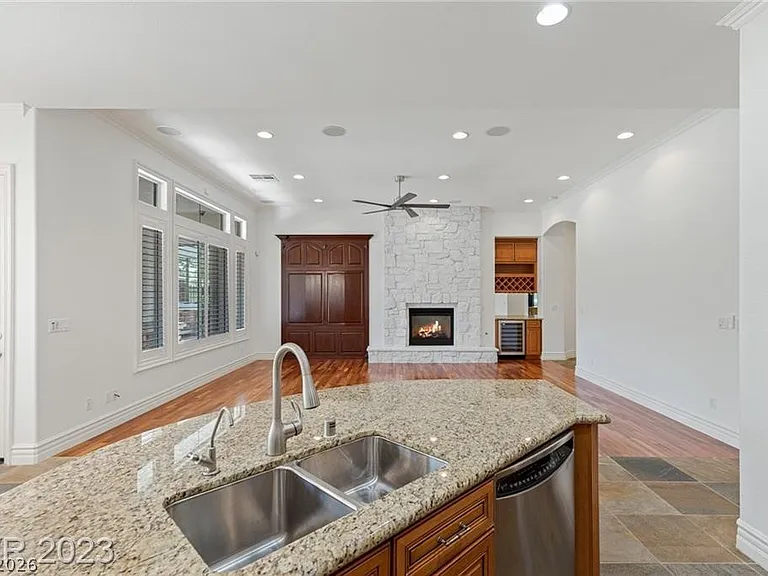 1447 Foothills Village Dr — Photo 19
