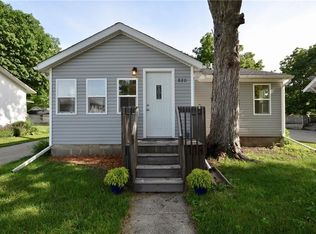 820 Maple St, Waukee, IA 50263