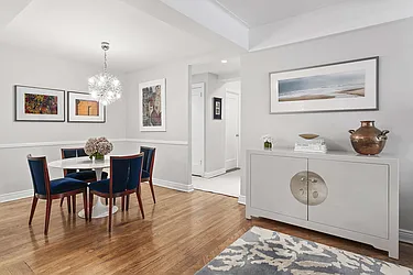 Sold by The SIMPLE Real Estate Co