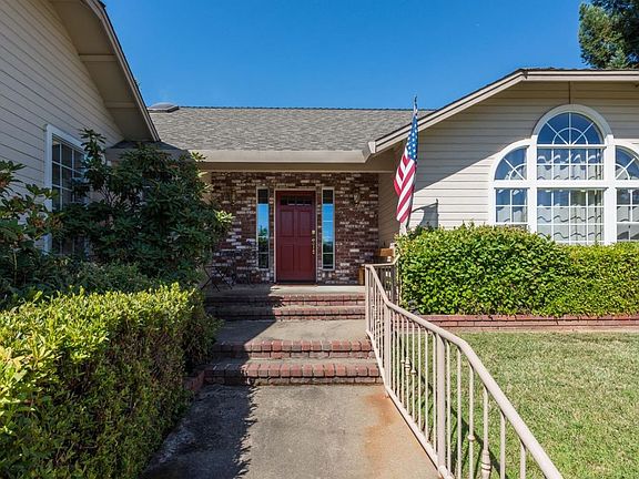 3rd image of 2530 Debera Ct