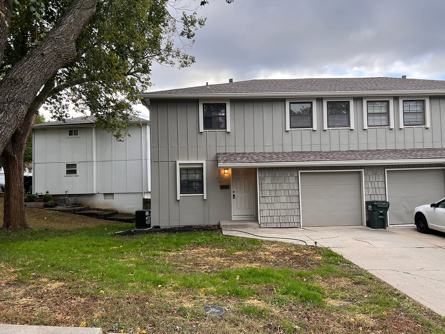 3 bed, 2.5 bath, 2000 sqft, $2,350 — Photo 1