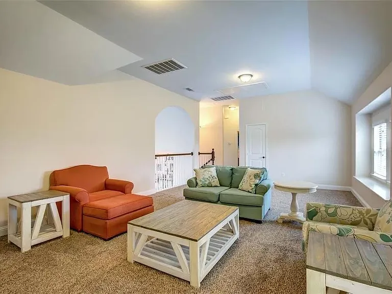 309 Midnight Dr — Photo 25