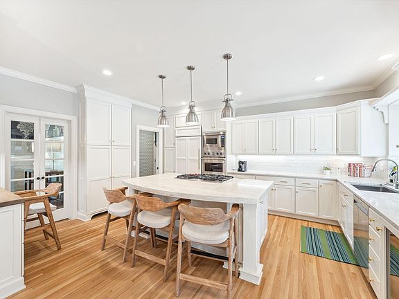 5th image of 19890 Muirfield Cir