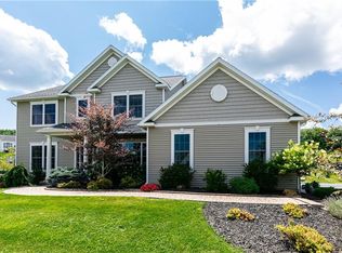 8336 Preserve Pkwy, Manlius, NY 13104