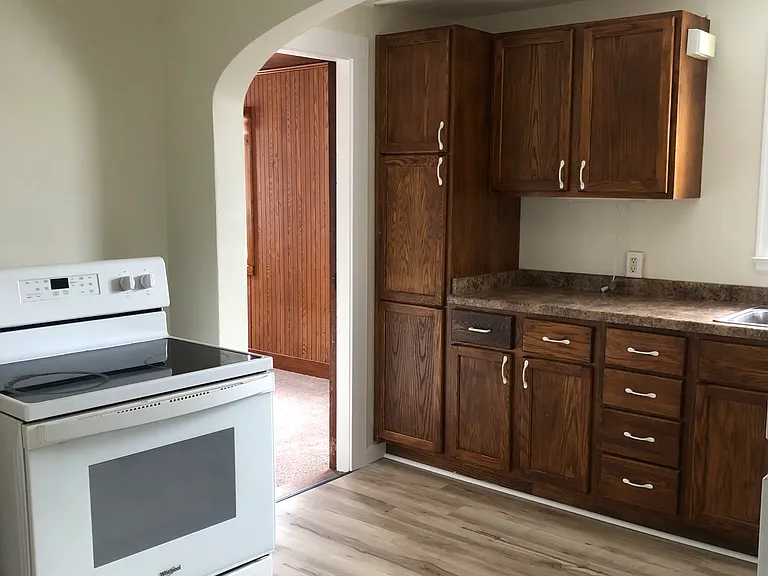 838 Prairie Ave #B — Photo 6