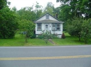 425 Coldenham Rd, Walden, NY 12586
