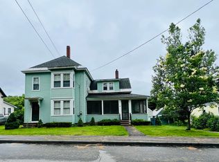 32 High St, Dixfield, ME 04224