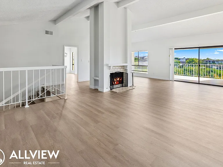 29 Skysail Dr — Photo 1