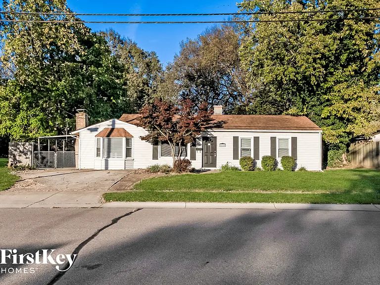 4880 Hardell Dr — Photo 1