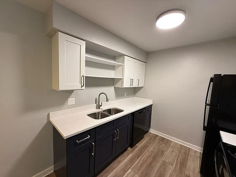 CherryVale Apartments — Photo 64