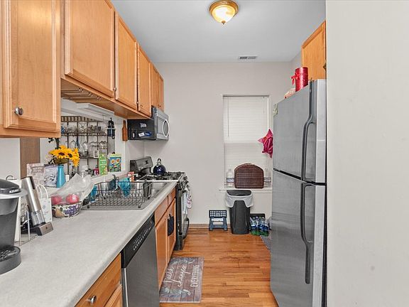 2nd image of 2307 E 70th Pl #214