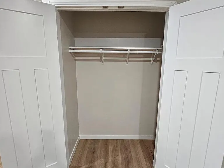 204 Grand Manor Dr — Photo 9