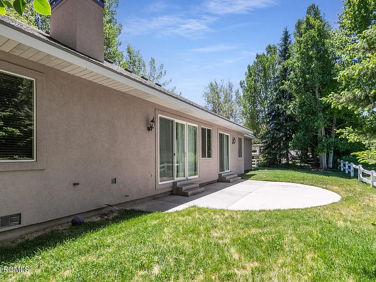 1477 Rio Grande Rd — Photo 18