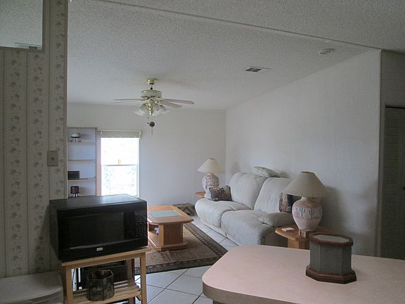 5th image of 14593 Lara Cir