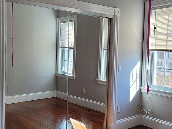5th image of 63 Brownell St Floor 1