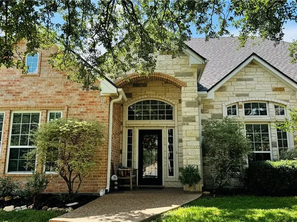 385 Green Park Dr, Belton, TX 76513