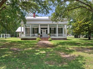 304 3rd St, Osyka, MS 39657