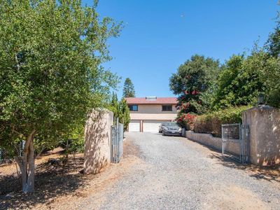 2530 3/4 Foothill Dr, Vista, CA, 92084