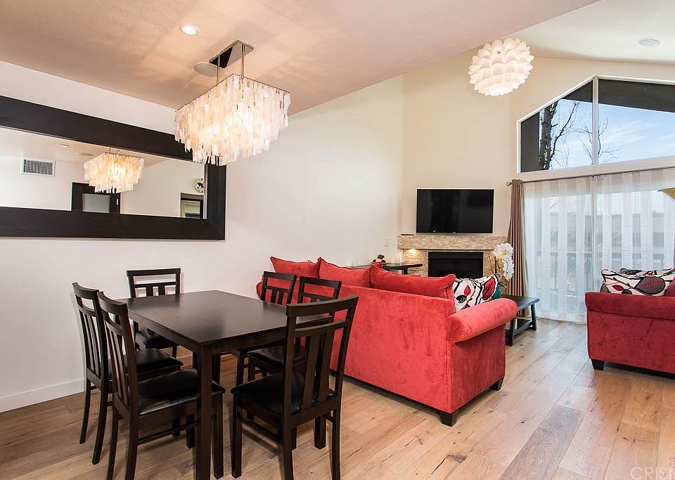 1st image of 5510 Owensmouth Ave APT 314
