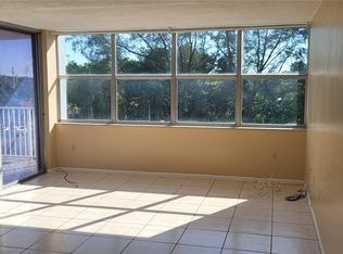1300 NE Miami Gardens Dr APT 407E, Miami, FL 33179