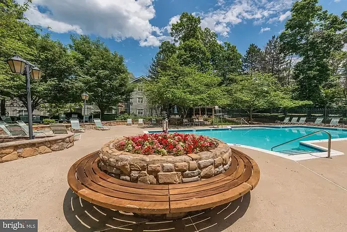 4405 Fair Stone Dr #303 — Photo 7