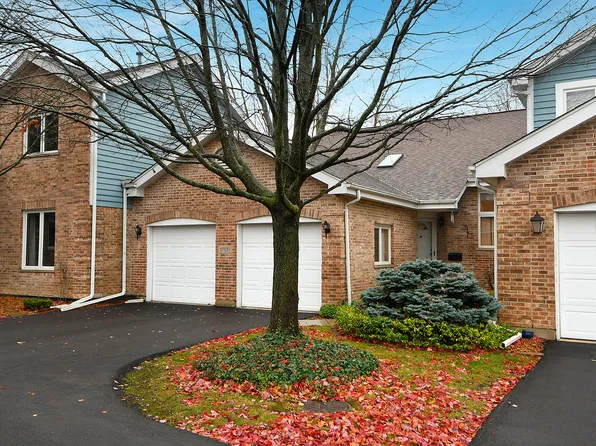 17320 Lakebrook Dr, Orland Park, IL 60467