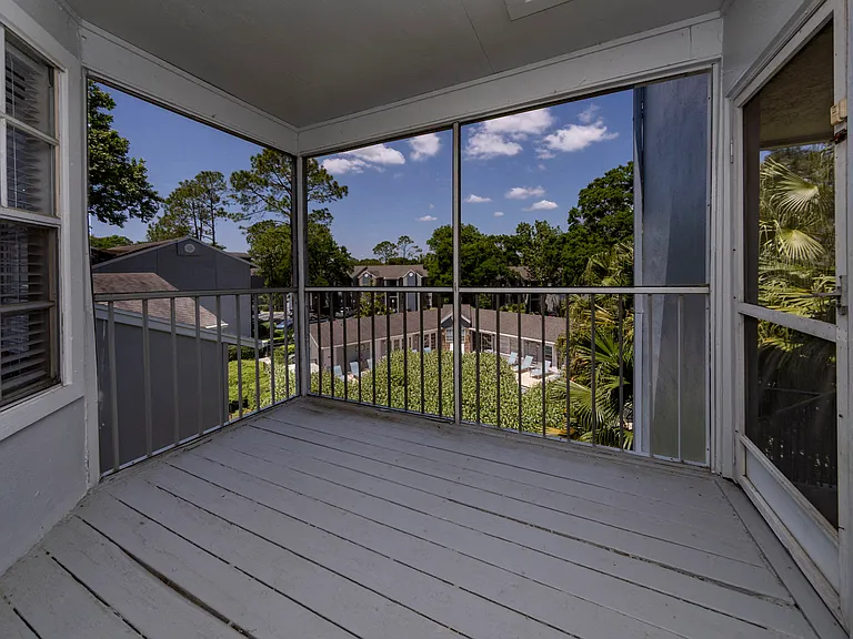 Boca Vista Apartments — Photo 20