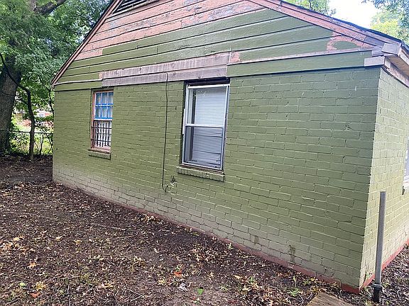 4th image of 1204 Weakley Ave