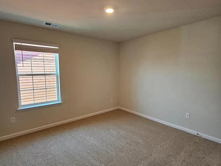 178 Hamstead Dr — Photo 17