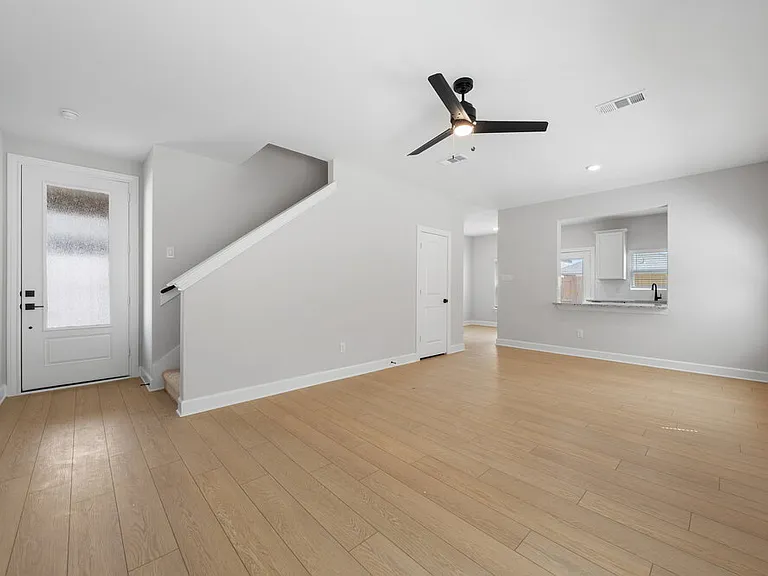 710 Princeton Hts — Photo 9