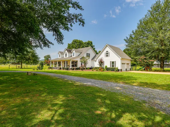 721 Duncan Rd, Falkville, AL 35622