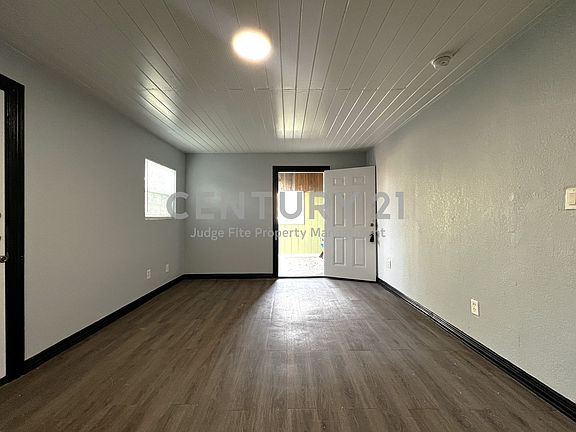 5th image of 5205 Calloway St APT B