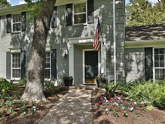 3rd image of 750 Thistlewood Dr