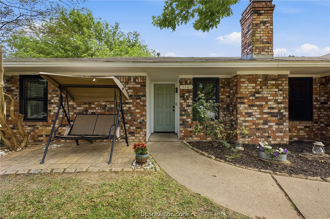 3 bed, 1407 sqft, $1,850 — Photo 4