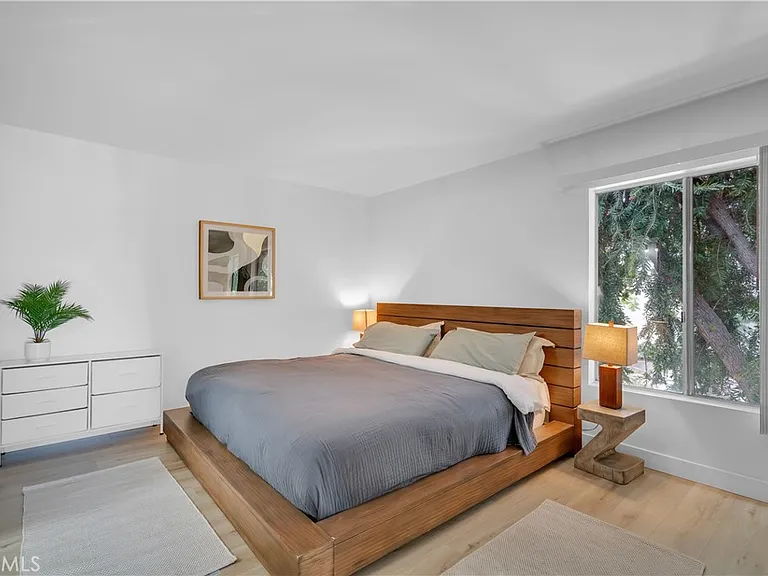 5700 Etiwanda Ave #252 — Photo 47