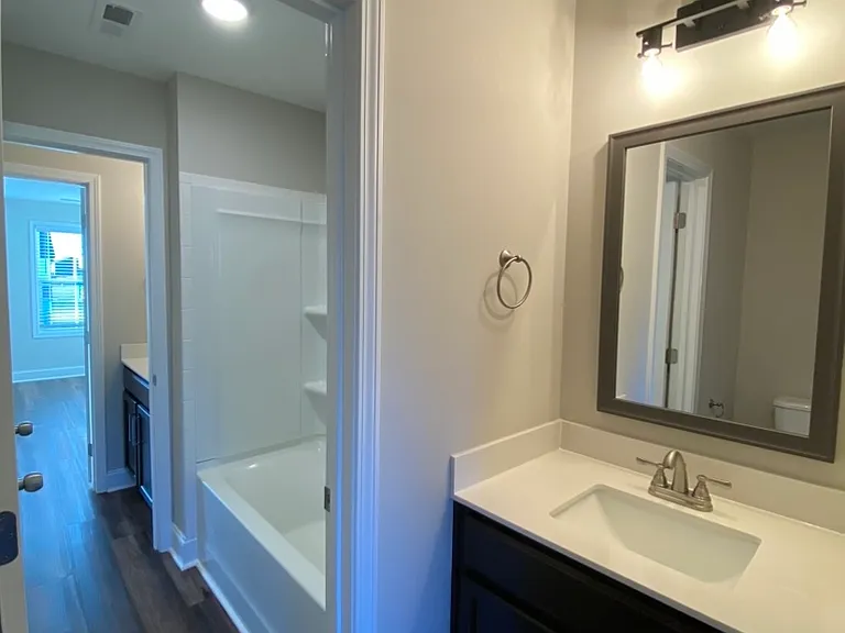 1035 Glenkirk Dr — Photo 8