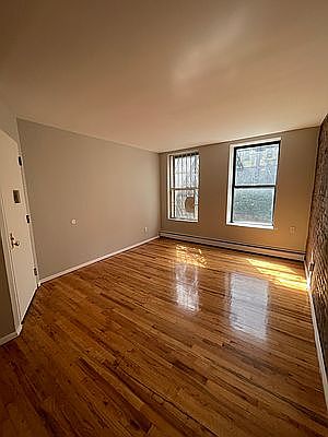 4th image of 105 E 100th St APT 3B