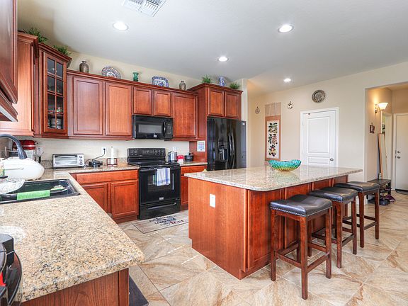 2nd image of 735 W Palo Verde Dr