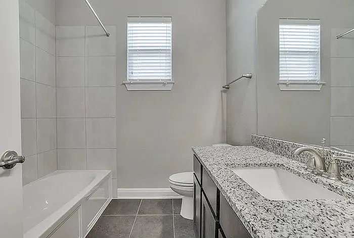 4655 Katherine Dr — Photo 11