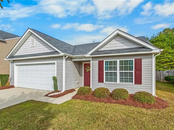 5059 Mount Hope Dr, Winston Salem, NC 27107