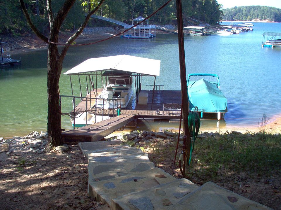 2nd image of 347 Oconee Ave